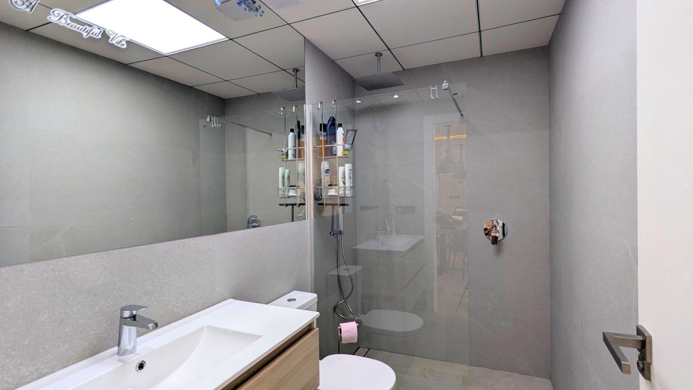 2 makuuhuone Huoneisto myytävänä paikassa Lo Crispin mukana uima-altaan - 229 000 € (Ref: 9789479)