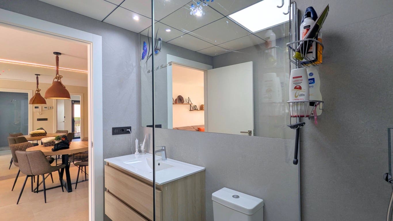 2 makuuhuone Huoneisto myytävänä paikassa Lo Crispin mukana uima-altaan - 229 000 € (Ref: 9789479)