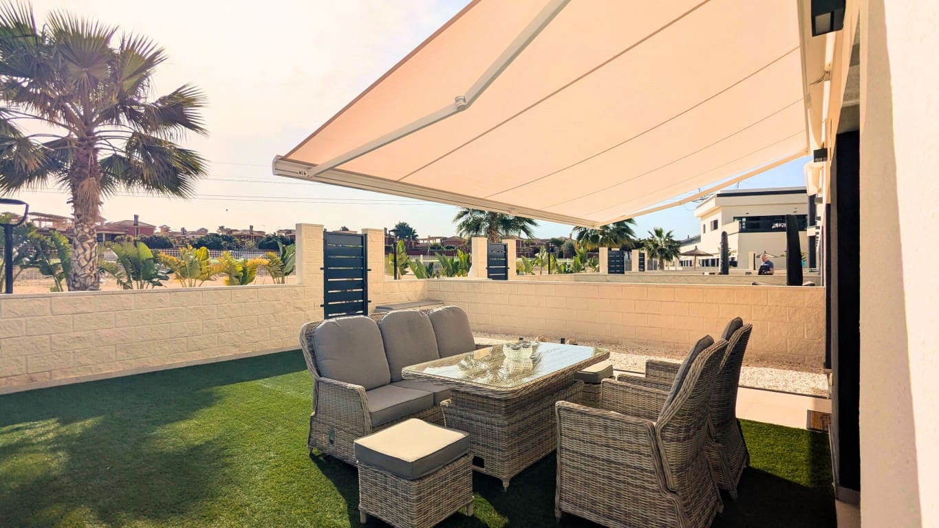 2 makuuhuone Huoneisto myytävänä paikassa Lo Crispin mukana uima-altaan - 229 000 € (Ref: 9789479)