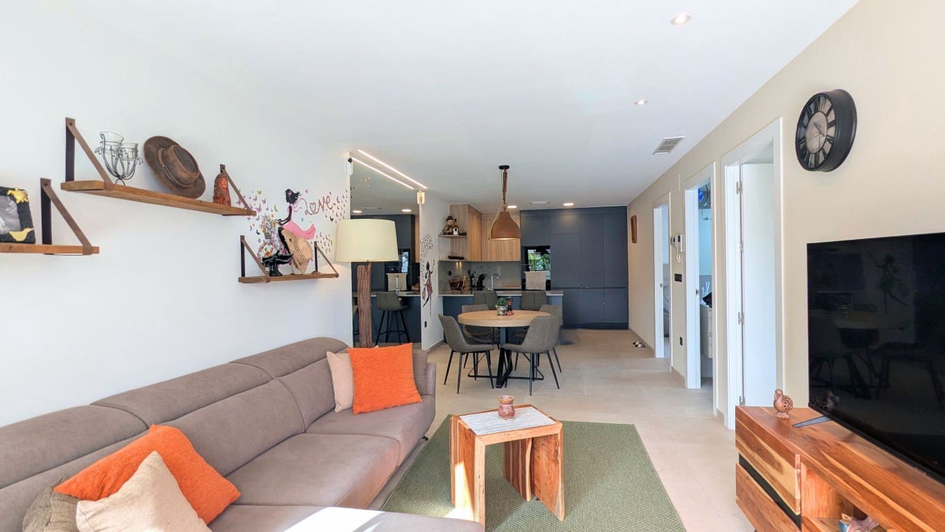 2 makuuhuone Huoneisto myytävänä paikassa Lo Crispin mukana uima-altaan - 229 000 € (Ref: 9789479)