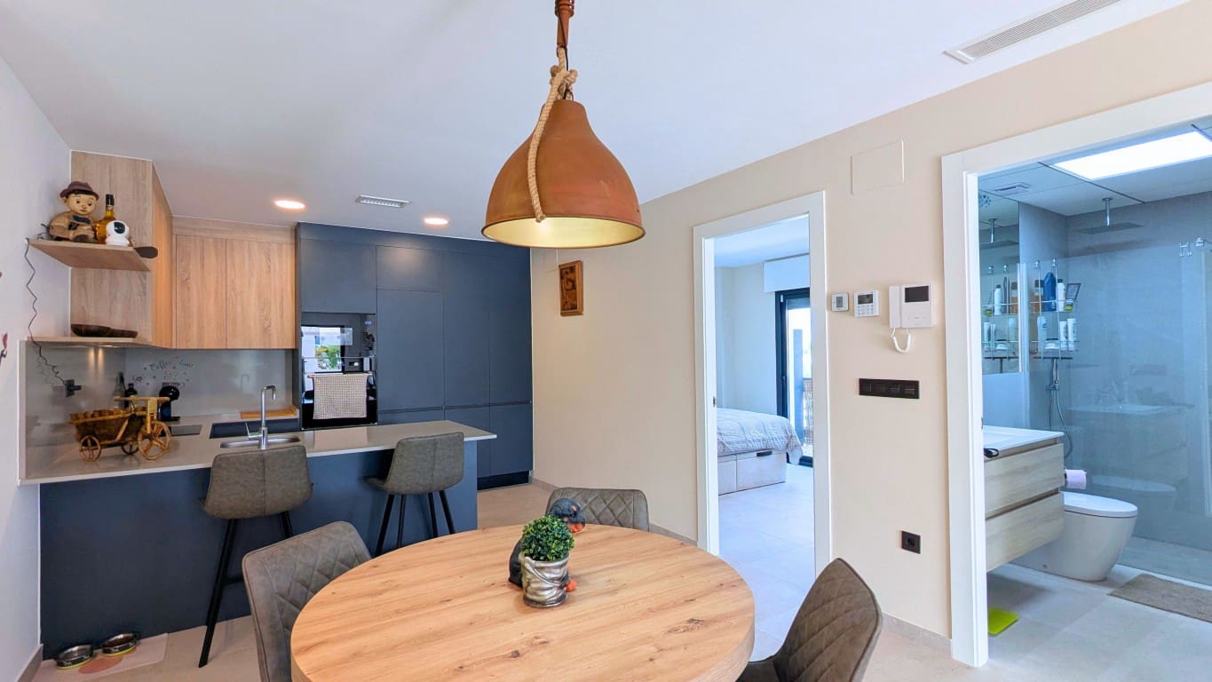 2 makuuhuone Huoneisto myytävänä paikassa Lo Crispin mukana uima-altaan - 229 000 € (Ref: 9789479)