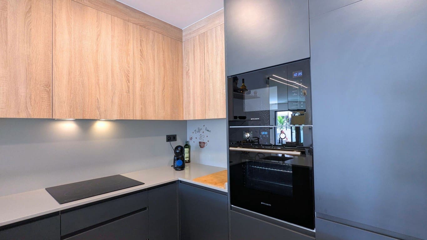 2 makuuhuone Huoneisto myytävänä paikassa Lo Crispin mukana uima-altaan - 229 000 € (Ref: 9789479)