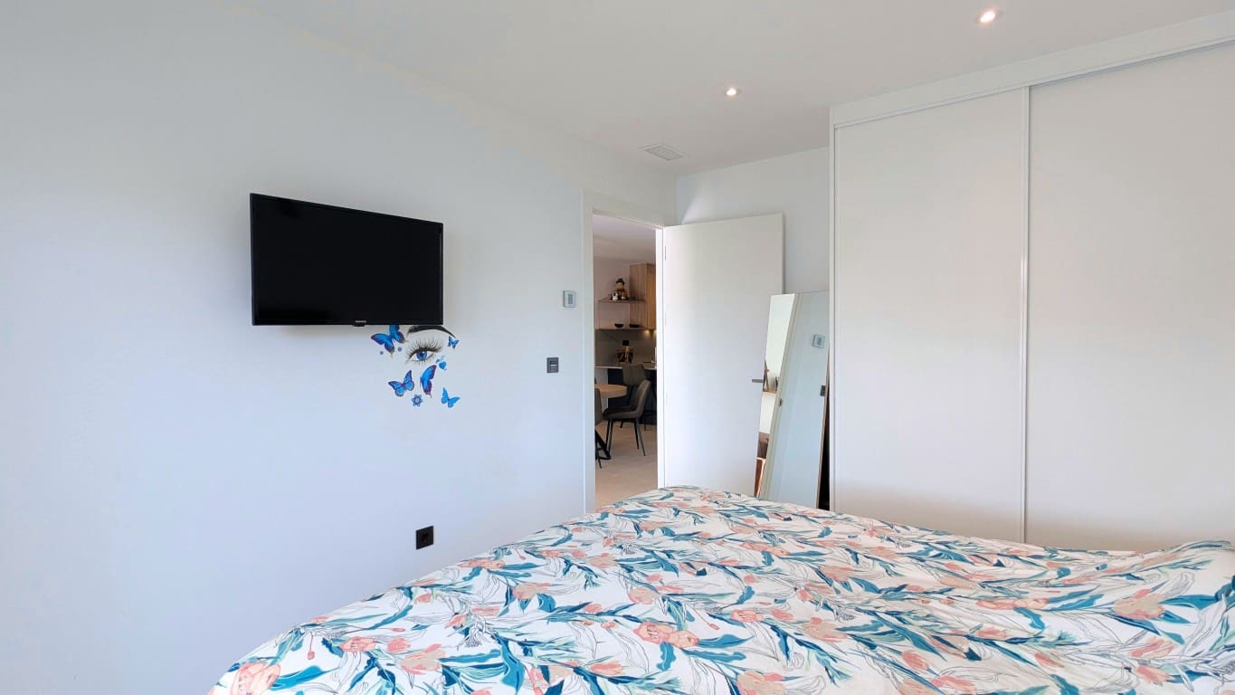 2 makuuhuone Huoneisto myytävänä paikassa Lo Crispin mukana uima-altaan - 229 000 € (Ref: 9789479)