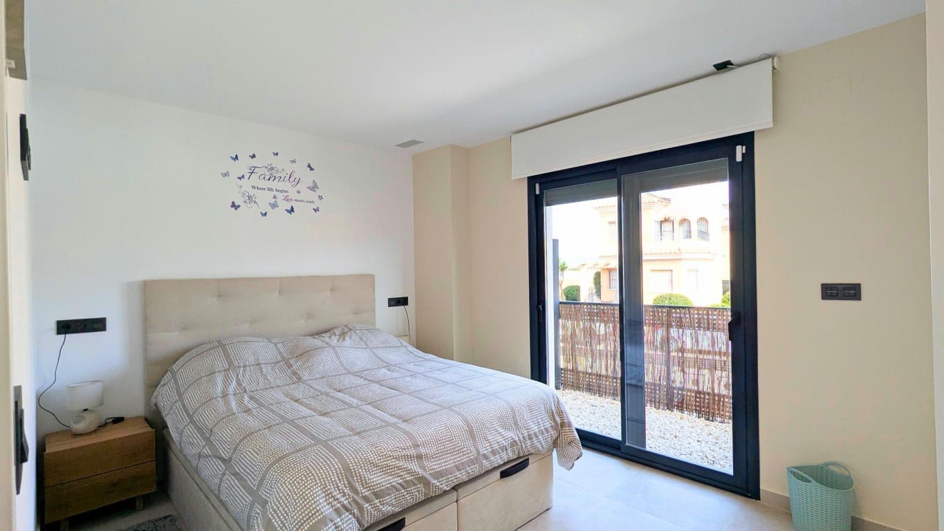 2 makuuhuone Huoneisto myytävänä paikassa Lo Crispin mukana uima-altaan - 229 000 € (Ref: 9789479)