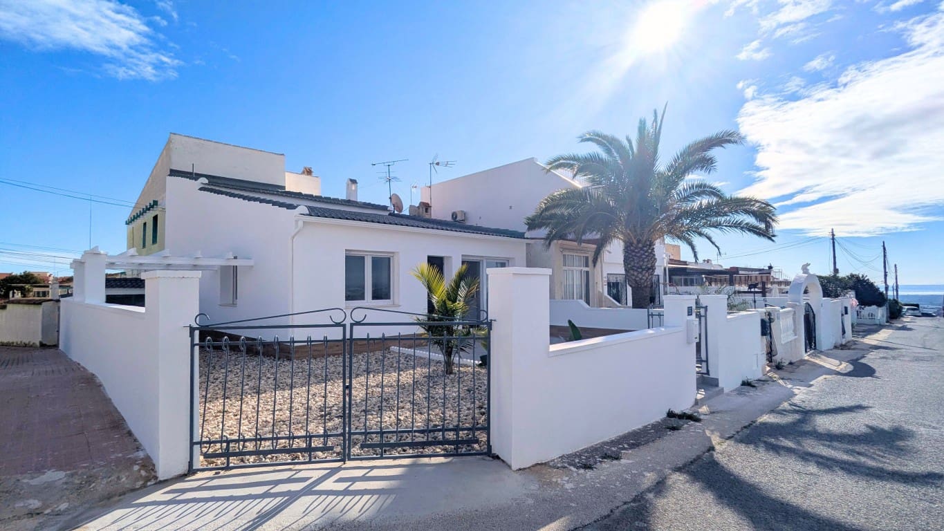 3 sovrum Semi-fristående Villa till salu i Ciudad Quesada - 249 000 € (Ref: 9807335)