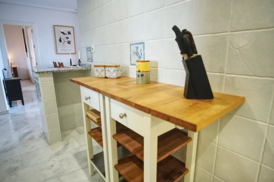 2 soverom Leilighet til salgs i Villamartin med svømmebasseng garasje - € 168 000 (Ref: 9816561)