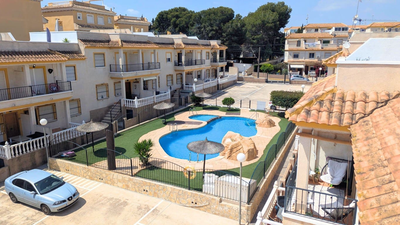 2 quarto Penthouse para venda em Algorfa com piscina - 139 995 € (Ref: 9816562)