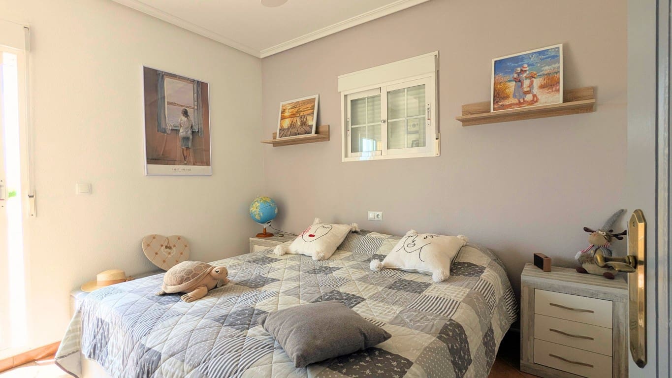 3 bedroom Villa for sale in Lo Crispin with pool garage - € 294,000 (Ref: 9935231)