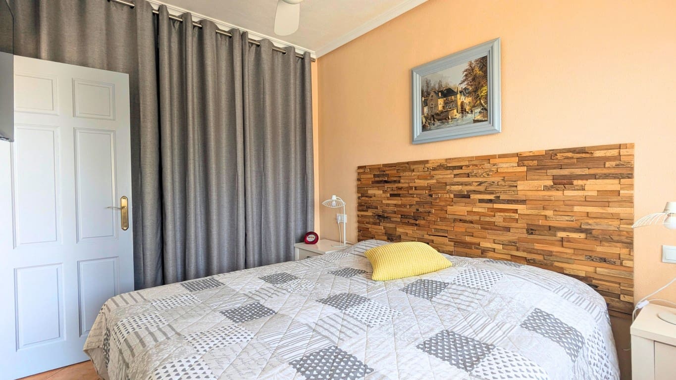 3 bedroom Villa for sale in Lo Crispin with pool garage - € 294,000 (Ref: 9935231)
