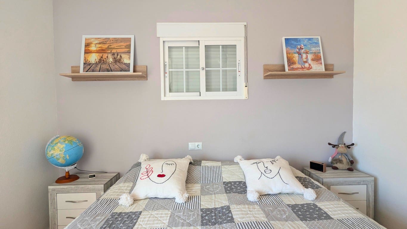 3 bedroom Villa for sale in Lo Crispin with pool garage - € 294,000 (Ref: 9935231)