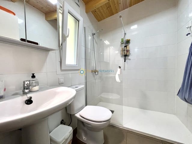 Chalet de 3 habitaciones en L'Olleria en venta con piscina - 295.000 € (Ref: 10000868)