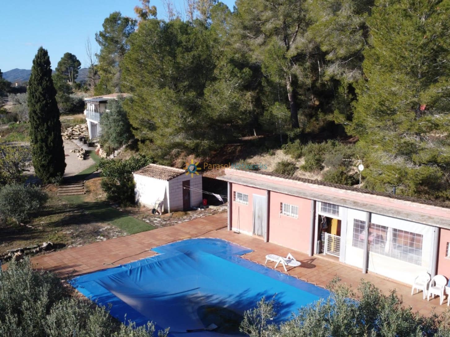 Chalet de 3 habitaciones en L'Olleria en venta con piscina - 295.000 € (Ref: 10000868)