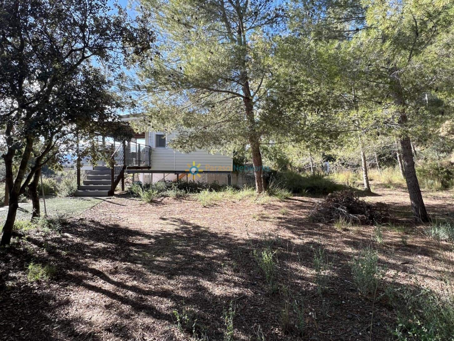 Chalet de 3 habitaciones en L'Olleria en venta con piscina - 295.000 € (Ref: 10000868)