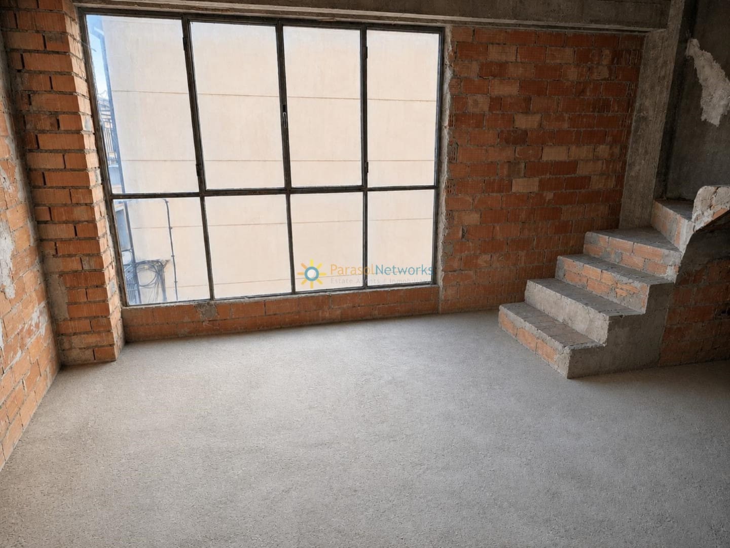 5 soverom Hus til salgs i Llutxent - € 65 000 (Ref: 10001034)