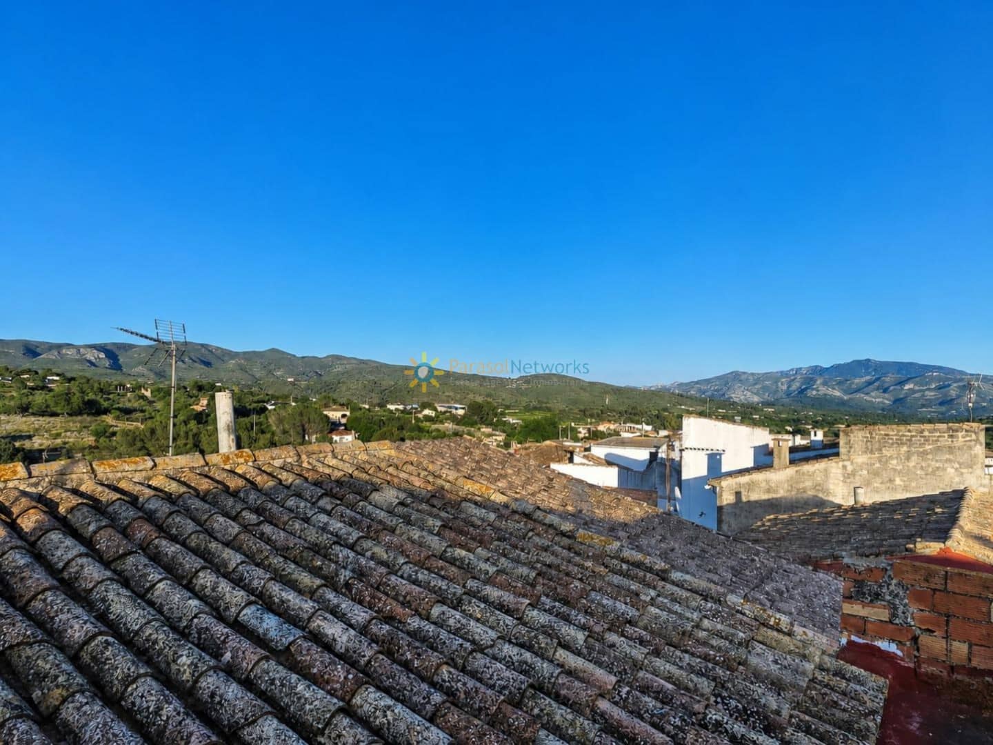 5 soverom Hus til salgs i Llutxent - € 65 000 (Ref: 10001034)