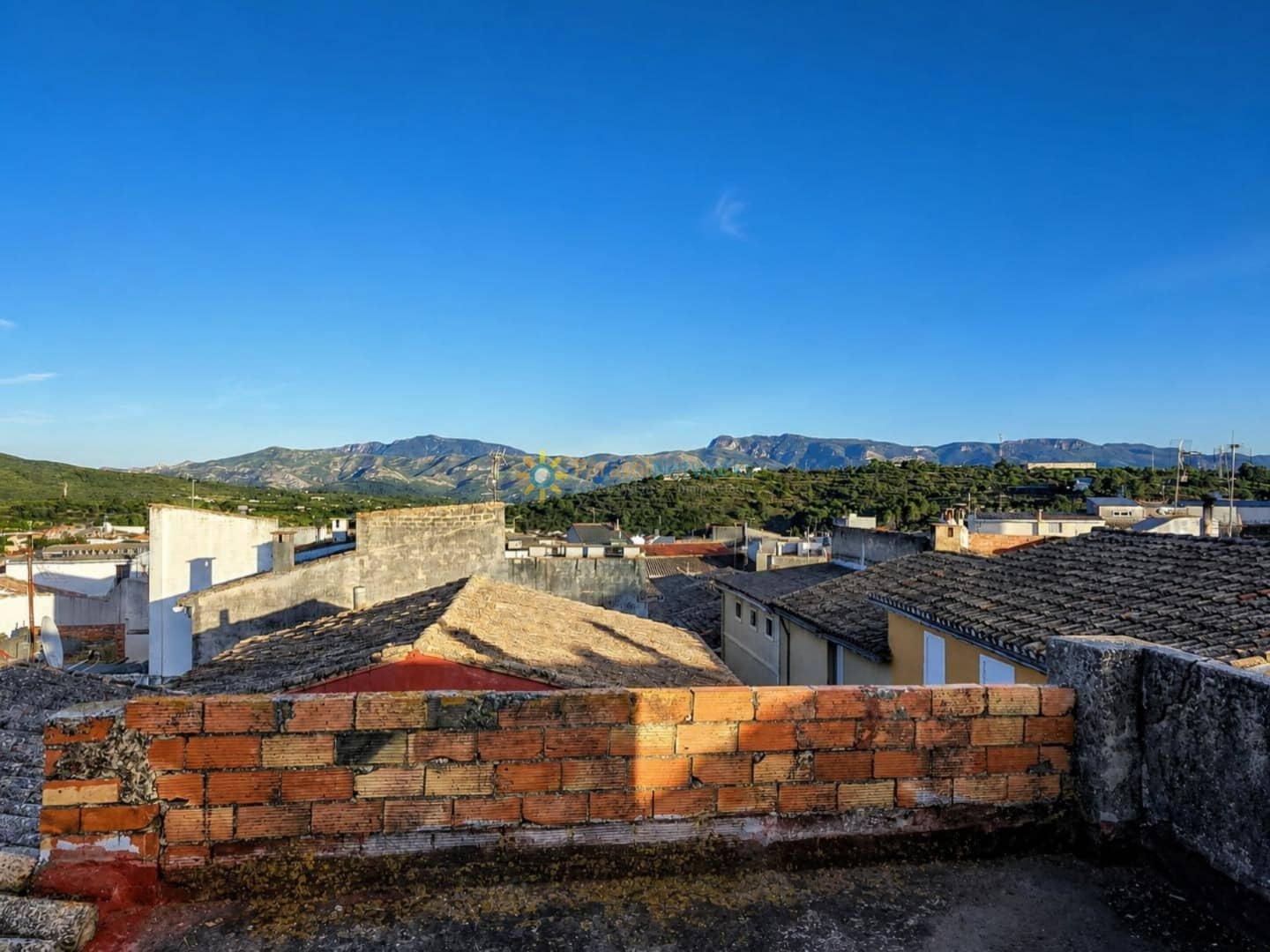 5 soverom Hus til salgs i Llutxent - € 65 000 (Ref: 10001034)