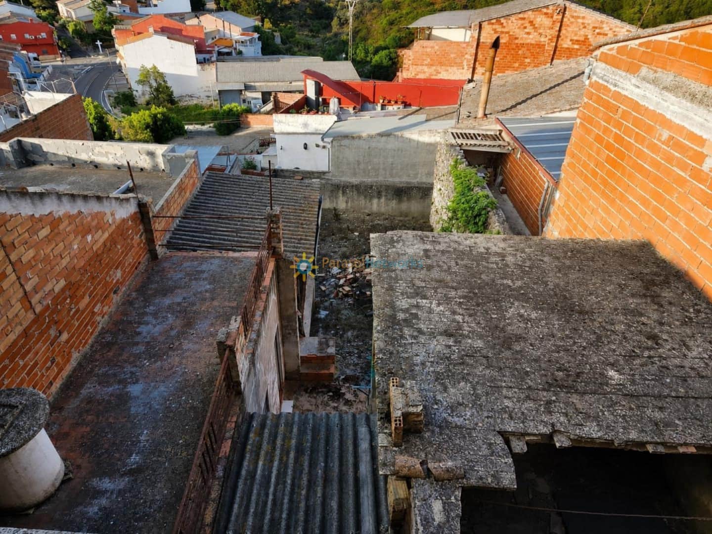 5 soverom Hus til salgs i Llutxent - € 65 000 (Ref: 10001034)
