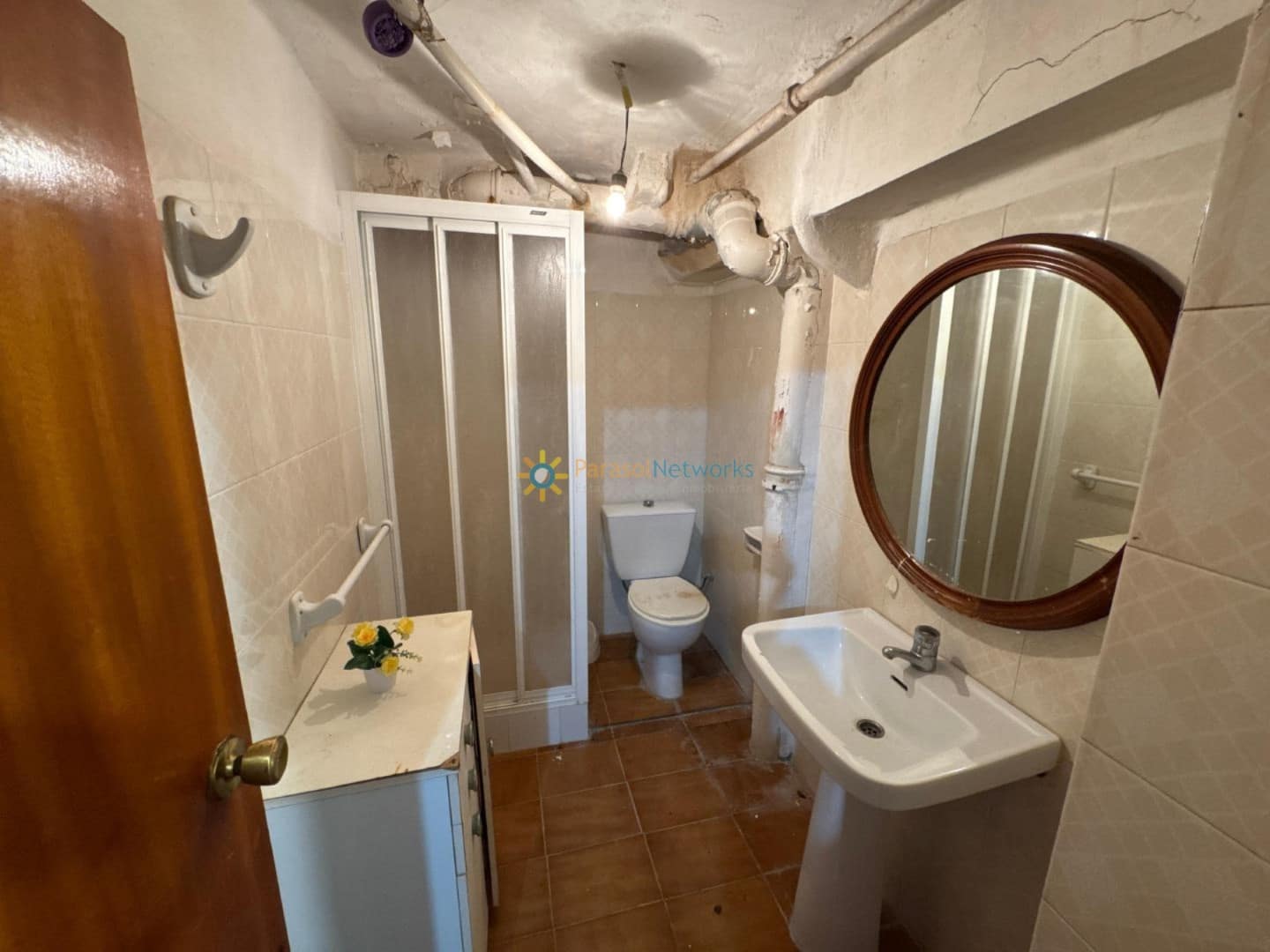 Commercial for sale in Piles - € 330,000 (Ref: 10001301)