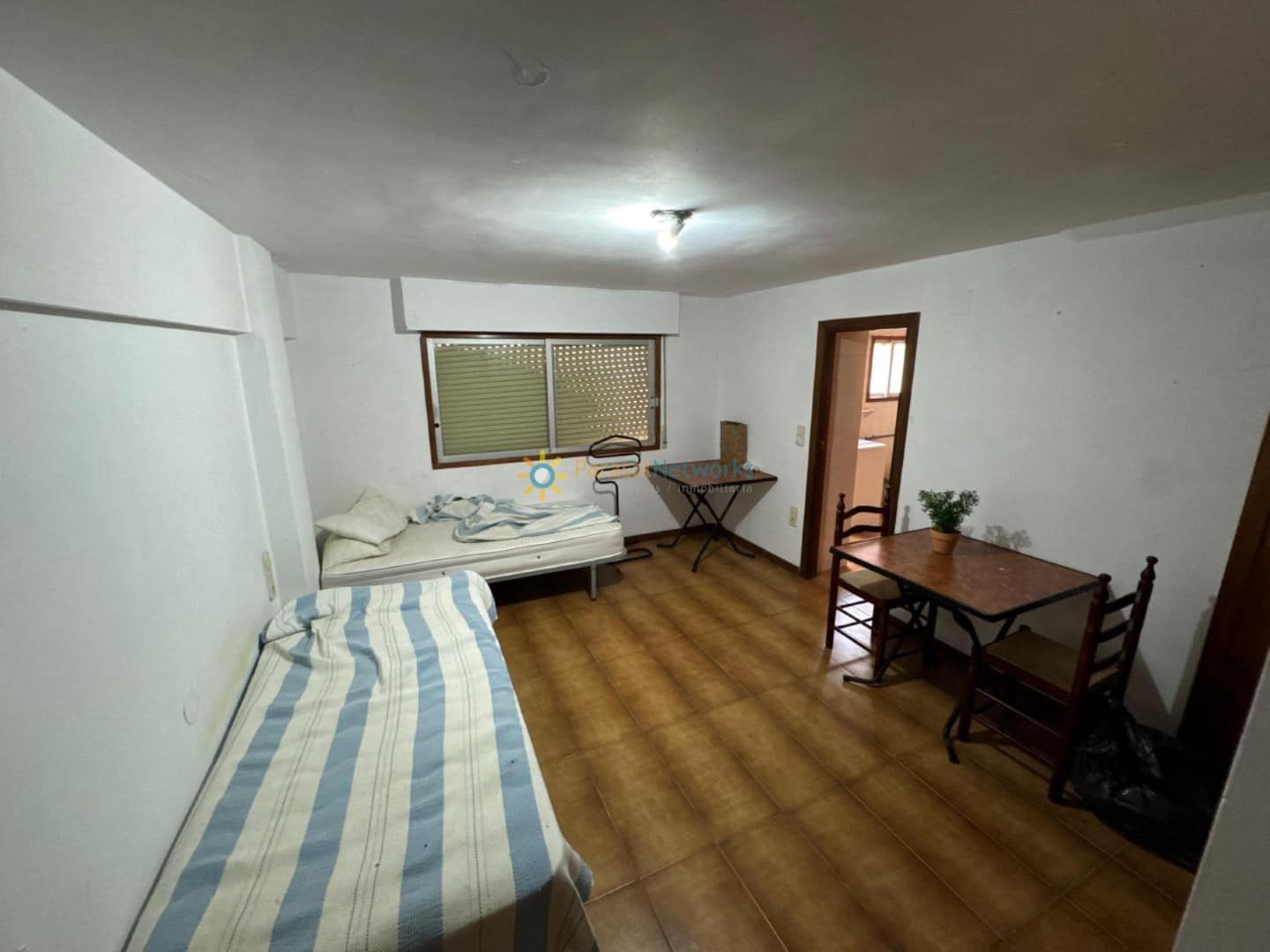 Commercial for sale in Piles - € 330,000 (Ref: 10001301)