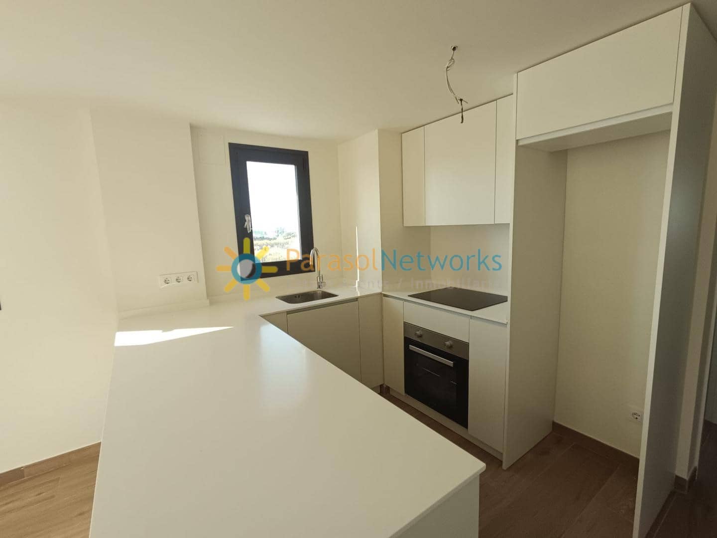 3 camera da letto Appartamento da affittare in Daimus con piscina garage - 1.400 € (Rif: 10001306)