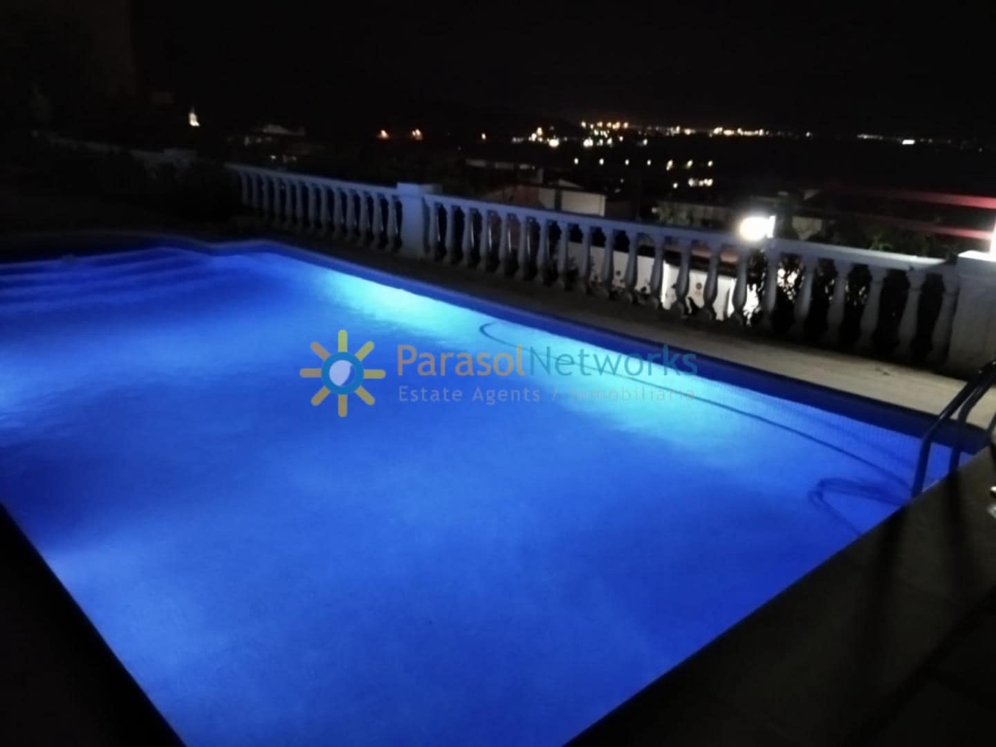 10 bedroom Villa for sale in Ador with pool garage - € 823,000 (Ref: 10002399)