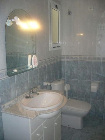 2 Zimmer Apartment zu vermieten in Dénia mit Pool Garage - 700 € (Ref: 10002400)