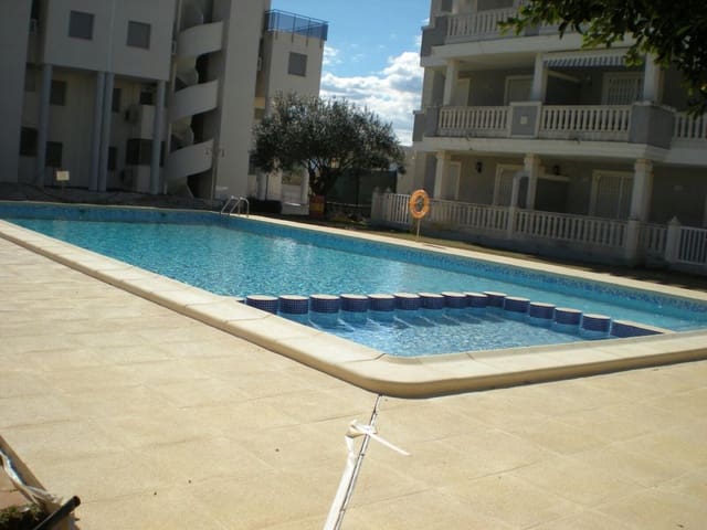 2 Zimmer Apartment zu vermieten in Dénia mit Pool Garage - 700 € (Ref: 10002400)