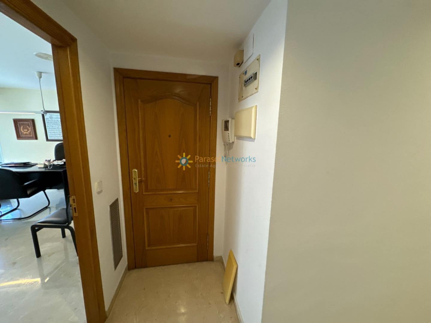 8 sovrum Kommersiell till salu i Oliva - 175 000 € (Ref: 10004693)