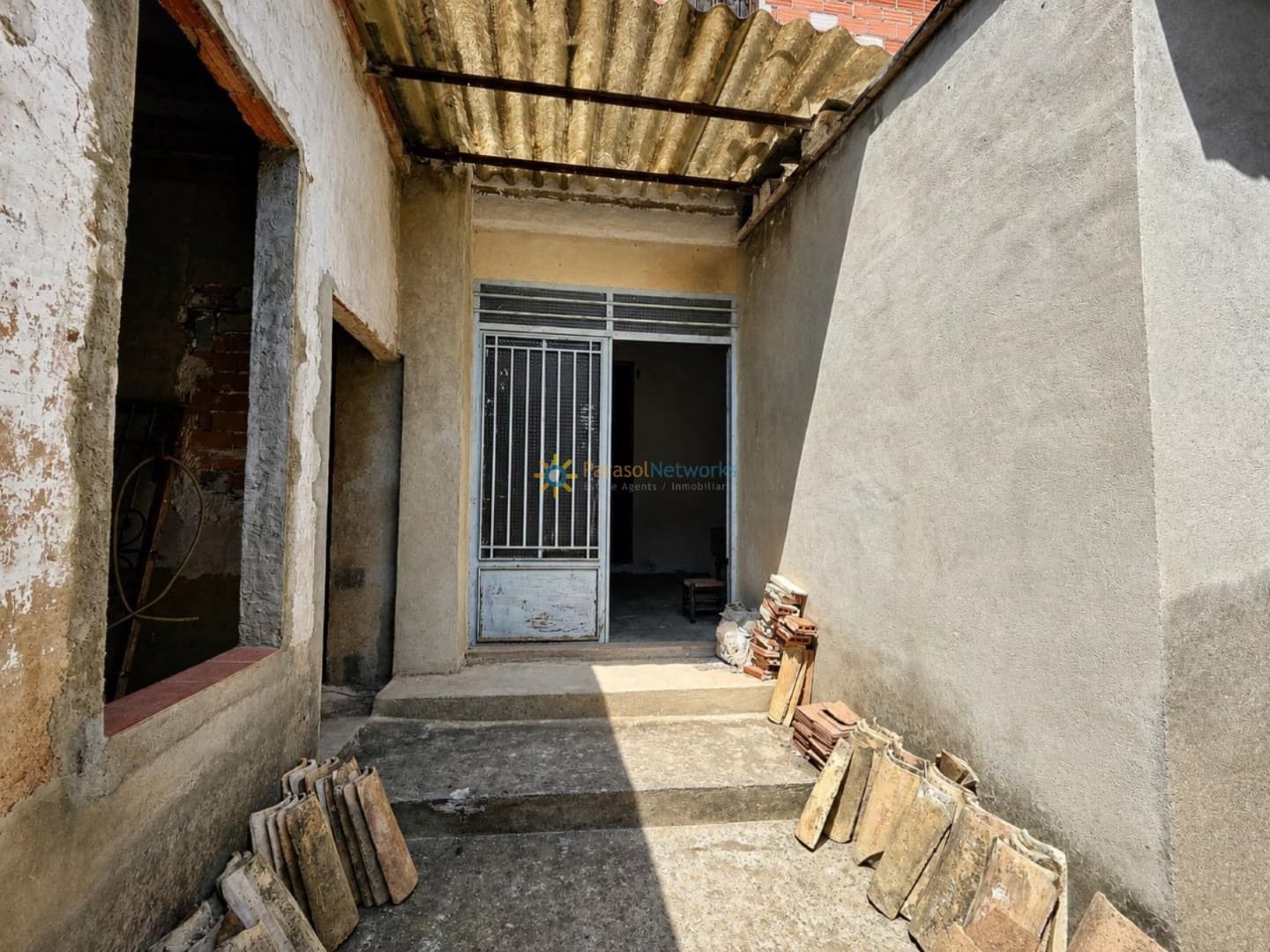 2 bedroom Townhouse for sale in Sellent - € 115,000 (Ref: 10004846)