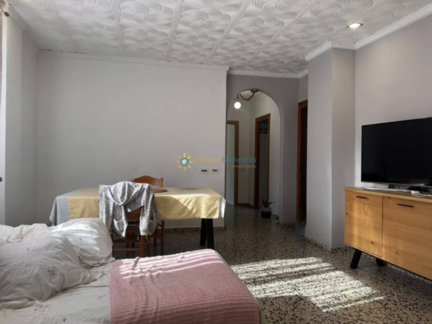 6 bedroom Villa for sale in Albaida with pool garage - € 250,000 (Ref: 10007996)