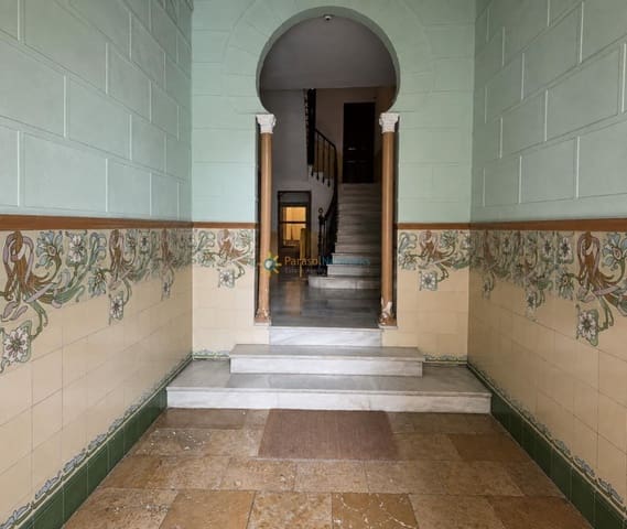 3 bedroom Flat for sale in Xàtiva with garage - € 365,000 (Ref: 10009698)