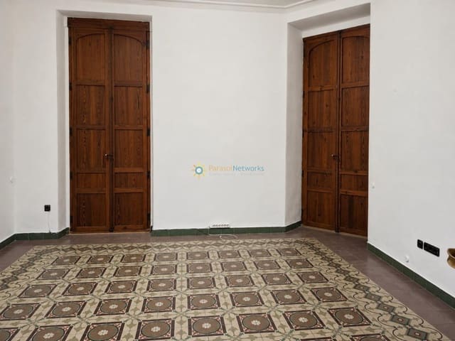 3 bedroom Flat for sale in Xàtiva with garage - € 365,000 (Ref: 10009698)