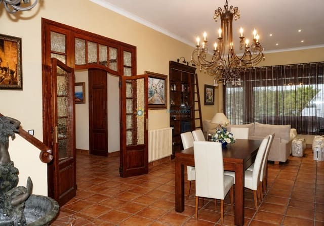4 Zimmer Villa zu verkaufen in Bufalí mit Pool Garage - 450.000 € (Ref: 10012148)