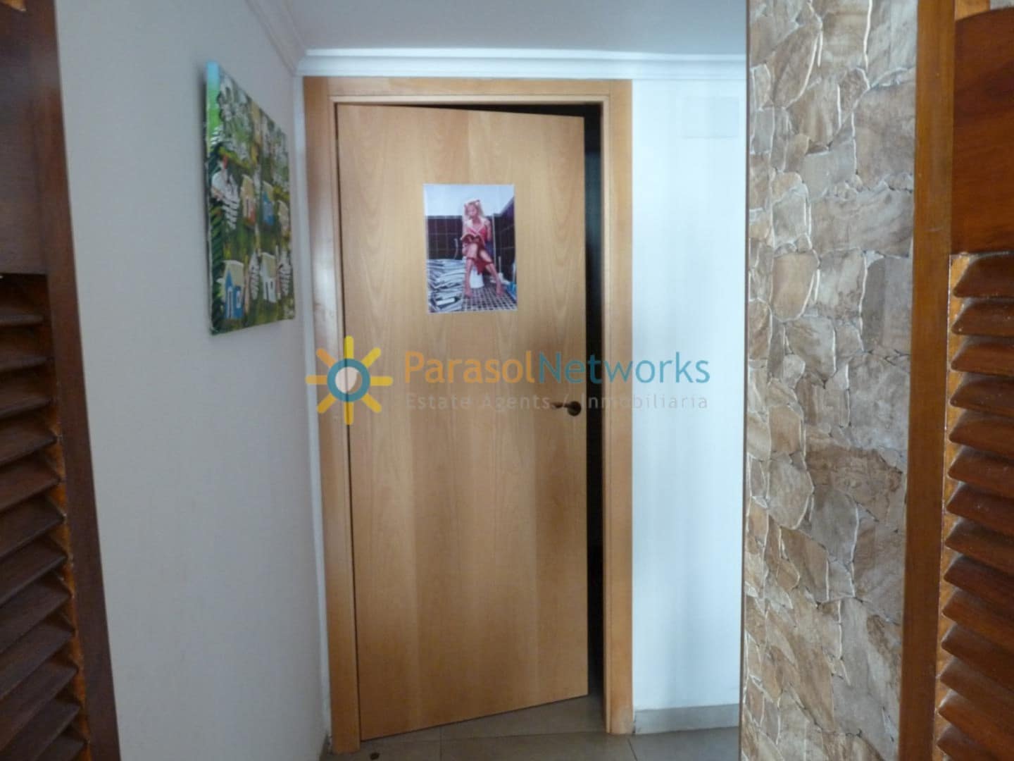 1 chambre Restaurant/Bar à vendre à Piles - 330 000 € (Ref: 10012207)