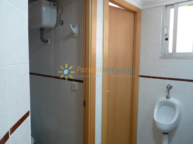 1 chambre Restaurant/Bar à vendre à Piles - 330 000 € (Ref: 10012207)