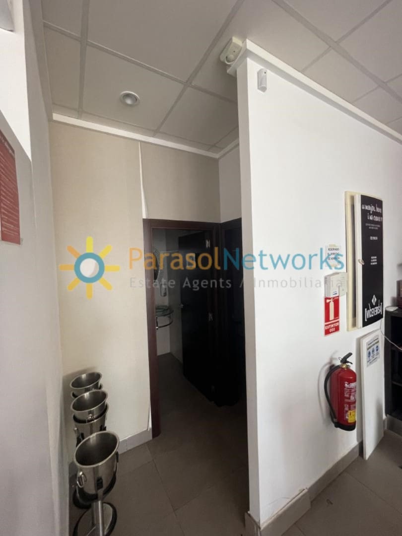 Commerciale in vendita in Xeraco - 130.000 € (Rif: 10012605)