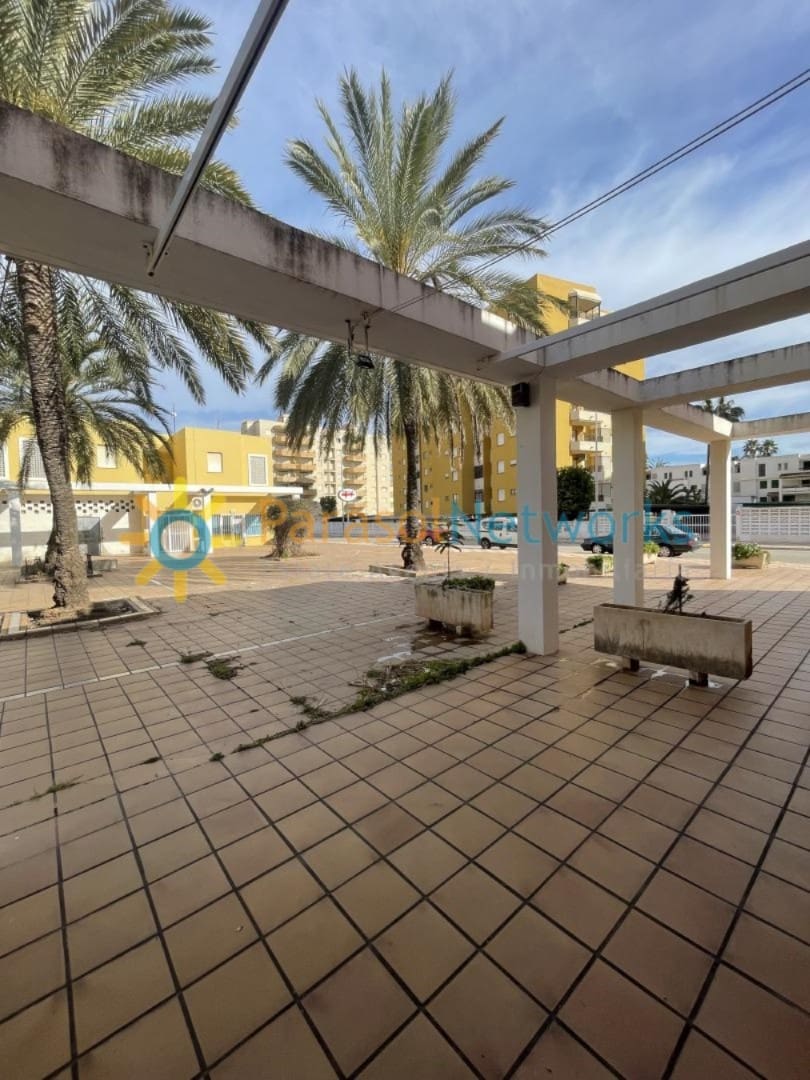 Commerciale in vendita in Xeraco - 130.000 € (Rif: 10012605)