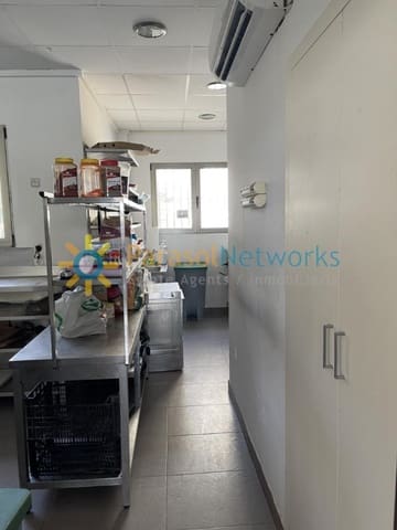 Commerciale in vendita in Xeraco - 130.000 € (Rif: 10012605)
