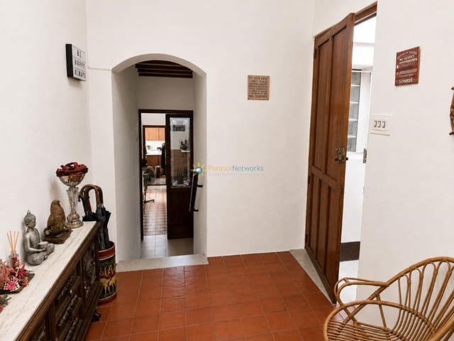 8 soverom Hus til salgs i Alcàntera de Xúquer - € 200 000 (Ref: 10015860)