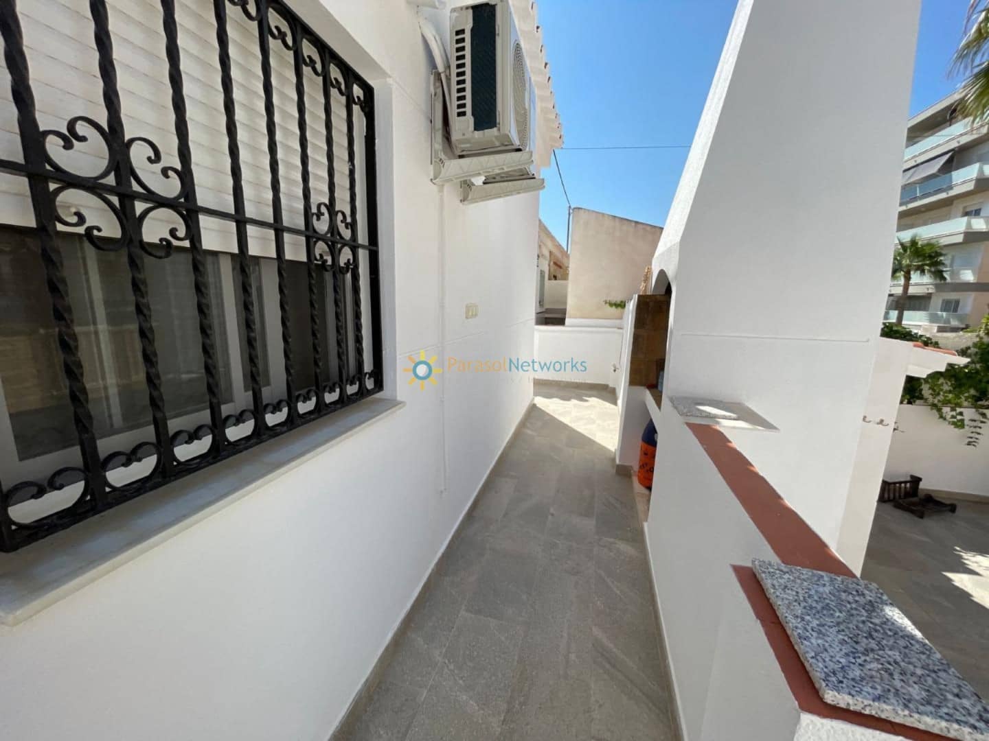 4 Zimmer Villa zu vermieten in Miramar mit Garage - 1.800 € (Ref: 10016511)