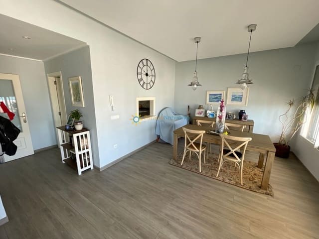 4 Zimmer Villa zu vermieten in Miramar mit Garage - 1.800 € (Ref: 10016511)