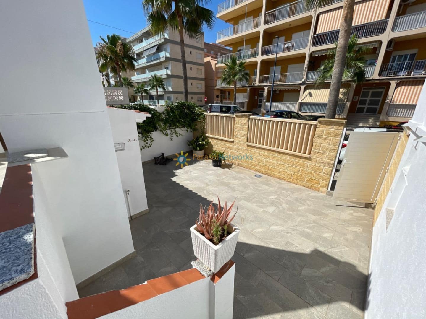4 Zimmer Villa zu vermieten in Miramar mit Garage - 1.800 € (Ref: 10016511)