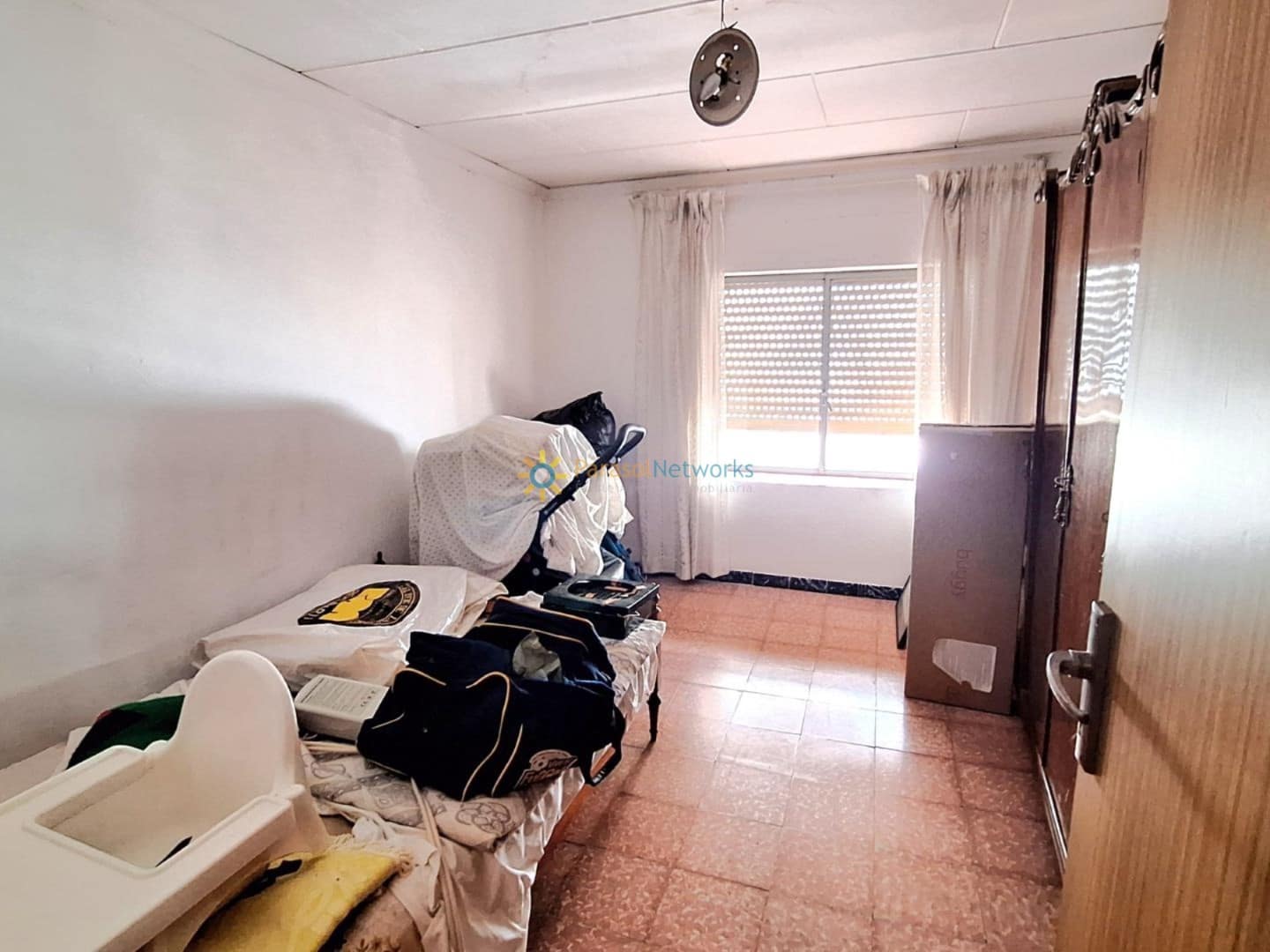 5 bedroom Townhouse for sale in Montaverner with garage - € 92,000 (Ref: 10016830)