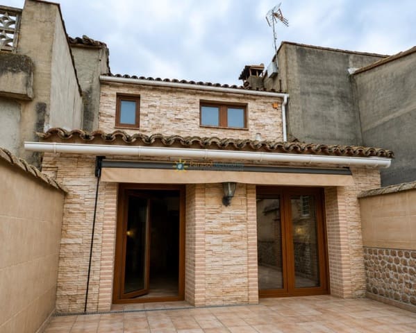 5 bedroom Hotel for sale in Palomar with pool - € 199,000 (Ref: 10019678)
