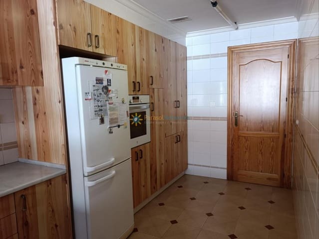3 quarto Casa em Banda para venda em Oliva Pueblo, Oliva com garagem - 275 000 € (Ref: 10019762)