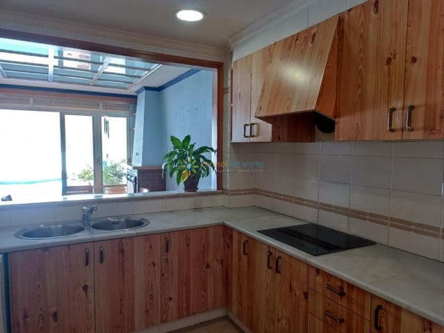 3 quarto Casa em Banda para venda em Oliva Pueblo, Oliva com garagem - 275 000 € (Ref: 10019762)