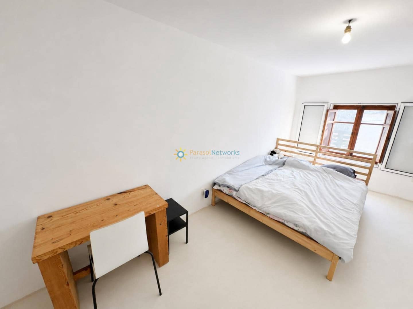 5 makuuhuone Omakotitalo myytävänä paikassa Oliva - 245 000 € (Ref: 10021404)