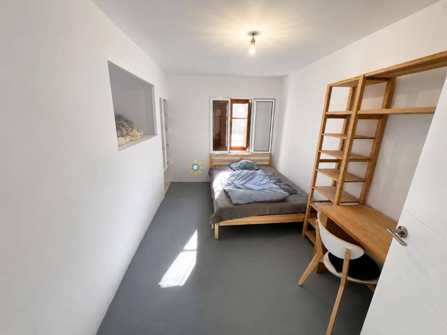 5 makuuhuone Omakotitalo myytävänä paikassa Oliva - 245 000 € (Ref: 10021404)