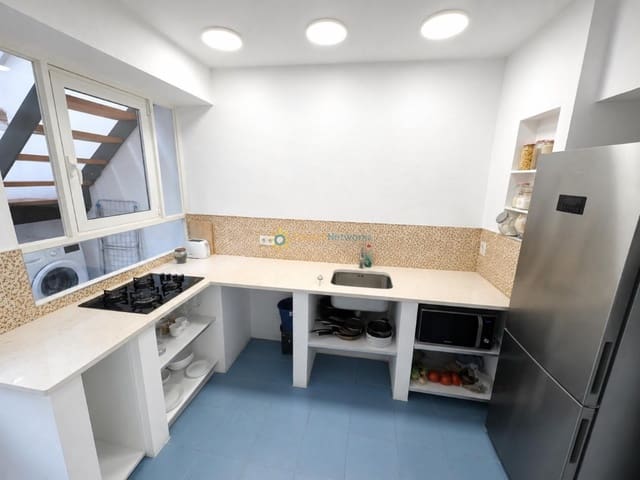 5 makuuhuone Omakotitalo myytävänä paikassa Oliva Pueblo, Oliva - 245 000 € (Ref: 10021404)