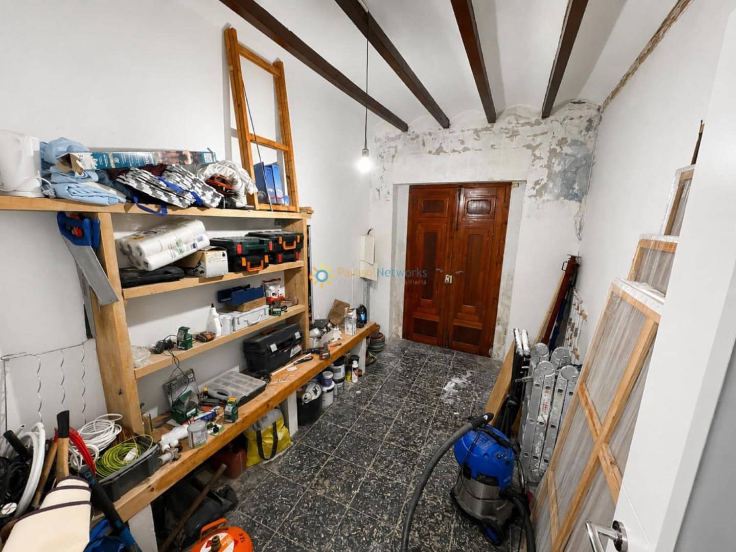 5 makuuhuone Omakotitalo myytävänä paikassa Oliva - 245 000 € (Ref: 10021404)